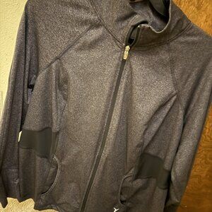 GREY WINDBREAKER